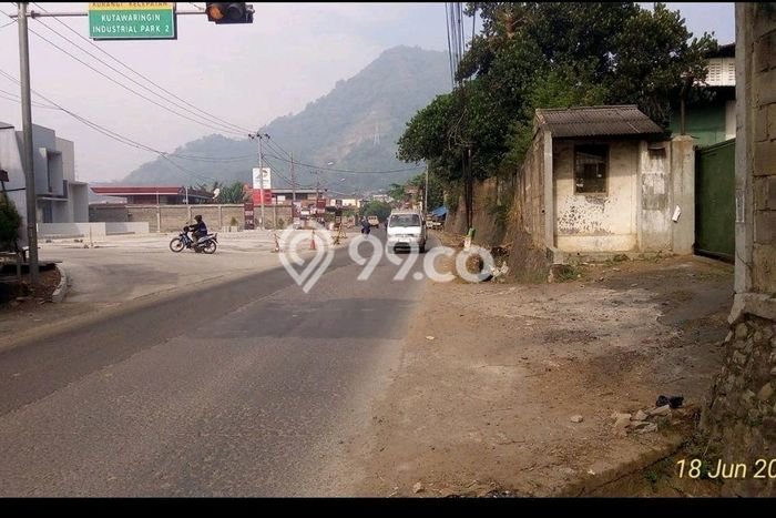 Lokasi Strategis! Dijual Gudang Bisnis di Kutawaringin, Bandung Kondisi Baik Lokasi Strategis! Dijual Gudang Bisnis di Kutawaringin, Bandung Kondisi Baik