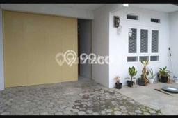 Jarang Ada! Rumah Sewa 3 Kamar Bagus Siap Huni Pajajaran Jarang Ada! Rumah Sewa 3 Kamar Bagus Siap Huni Pajajaran