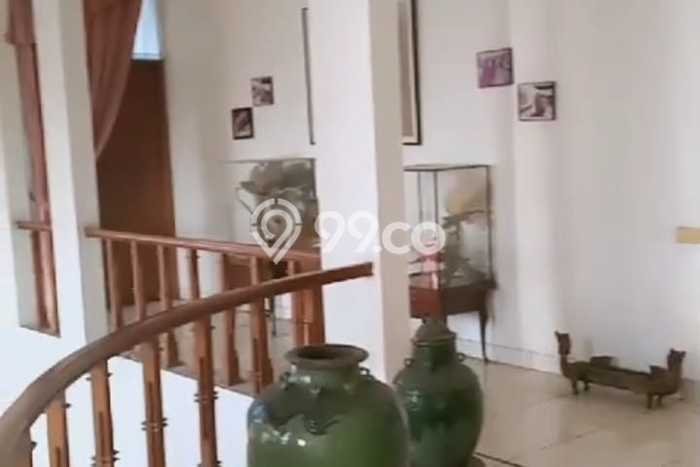For Sale! Premium House LT 956m2 Desain Elegan di Bandung Kota For Sale! Premium House LT 956m2 Desain Elegan di Bandung Kota