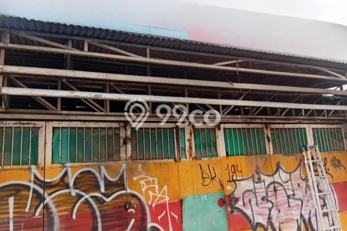 Gudang Disewa di Bekasi dengan LB 40m2 Area Komersial Ramai Gudang Disewa di Bekasi dengan LB 40m2 Area Komersial Ramai