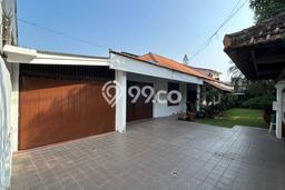 Dijual Rumah Mewah Exclusive di Kebon Jeruk, Jakarta Barat Dijual Rumah Mewah Exclusive di Kebon Jeruk, Jakarta Barat