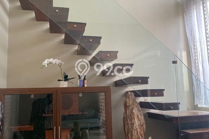 For Sale! Premium House LT 144m2 Desain Elegan di Banjar Wijaya For Sale! Premium House LT 144m2 Desain Elegan di Banjar Wijaya