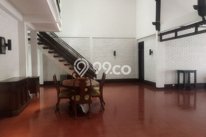 PROPERTI PILIHAN! Rumah area Cijagra, Luas 779m² LB 255m² PROPERTI PILIHAN! Rumah area Cijagra, Luas 779m² LB 255m²