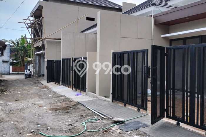 Rumah Sederhana Dijual Lokasi Kalasan 2 Kamar dengan Luas Tanah 70m2 Rumah Sederhana Dijual Lokasi Kalasan 2 Kamar dengan Luas Tanah 70m2