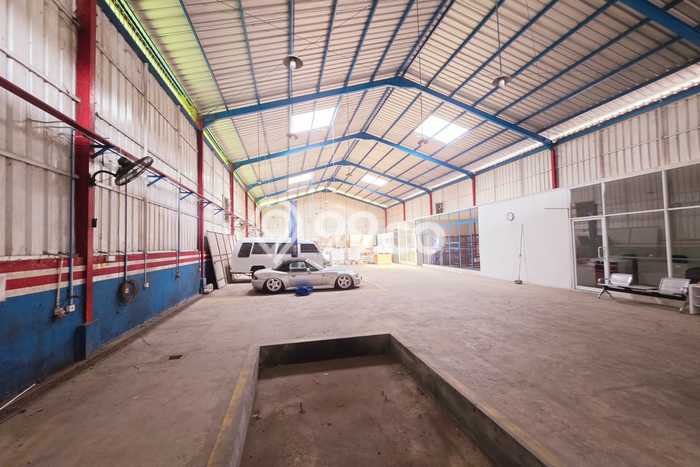 Unit Gudang disewakan di Mundu Cirebon dengan LT 1000m2 / LB 600m2 Unit Gudang disewakan di Mundu Cirebon dengan LT 1000m2 / LB 600m2