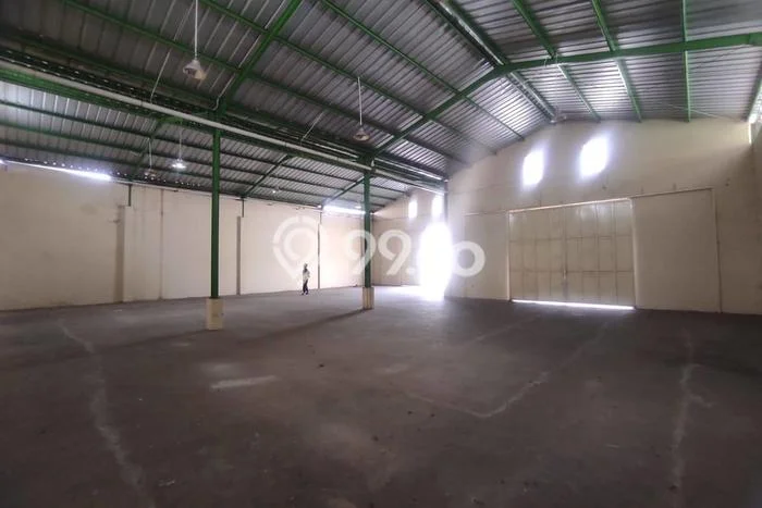 AREA KOMERSIAL! Gudang Disewakan Kawasan Talun, Luas 500m², Jalan Strategis, Siap Usaha AREA KOMERSIAL! Gudang Disewakan Kawasan Talun, Luas 500m², Jalan Strategis, Siap Usaha