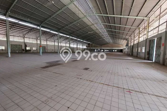 SEWA TERBAIK! Gudang di Gunung Putri, Luas 27000m², Jalan Strategis SEWA TERBAIK! Gudang di Gunung Putri, Luas 27000m², Jalan Strategis