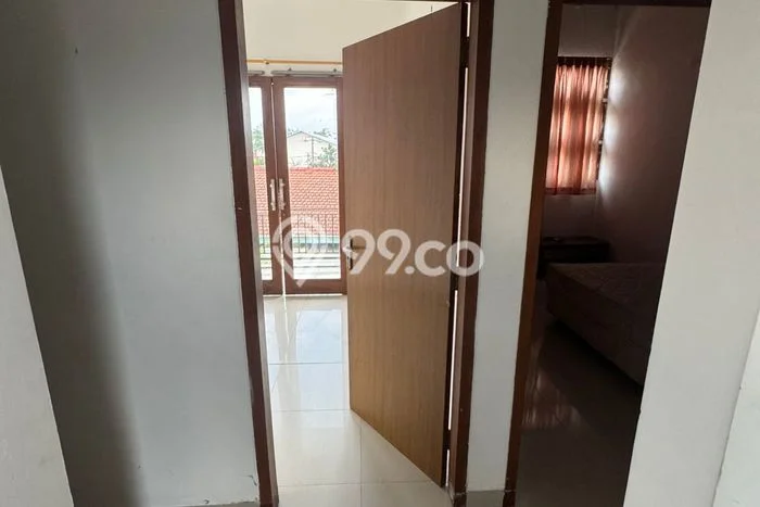 Rumah di Depok, Akses ke Tol, 3 KM, LT 100m² LB 90m² Rumah di Depok, Akses ke Tol, 3 KM, LT 100m² LB 90m²