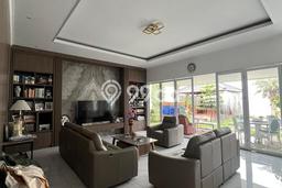 Hunian Elit LB 400m2 Siap Pakai Desain Elegan di Setiabudi, Bandung Hunian Elit LB 400m2 Siap Pakai Desain Elegan di Setiabudi, Bandung