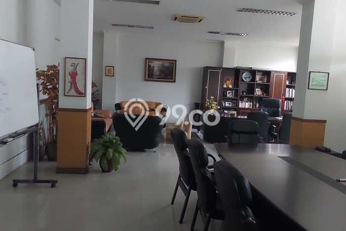 Kantor Dijual di Jakarta Pusat LT 589m2 & LB 892m2 Lokasi Terbaik! Kantor Dijual di Jakarta Pusat LT 589m2 & LB 892m2 Lokasi Terbaik!