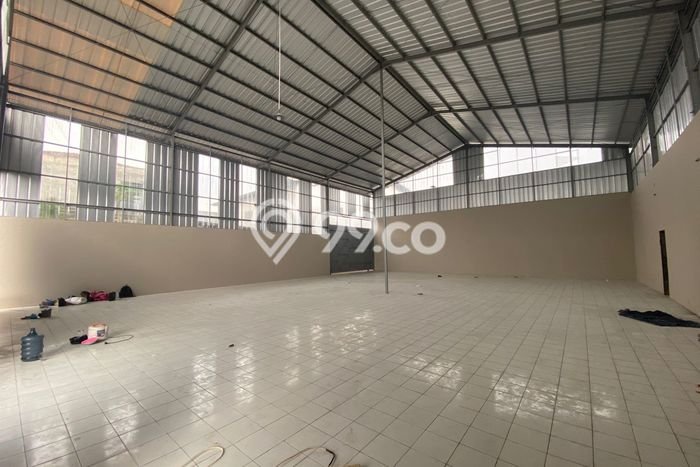 Gudang untuk Disewa di Pusat Bandung Luas Bangunan 357m2 Gudang untuk Disewa di Pusat Bandung Luas Bangunan 357m2