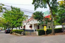 Rumah Mewah LB 350m2 Siap Pakai Desain Elegan di Pasir Kaliki, Bandung Rumah Mewah LB 350m2 Siap Pakai Desain Elegan di Pasir Kaliki, Bandung