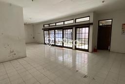 Disewakan! Rumah 7 Kamar Tidur &
3 Kamar Mandi di Riau, Bandung Disewakan! Rumah 7 Kamar Tidur &
3 Kamar Mandi di Riau, Bandung