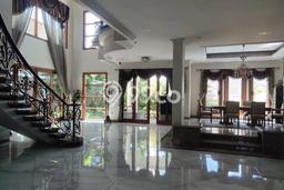 For Sale! Luxury House LT 561m2 Desain Modern di Setra Duta For Sale! Luxury House LT 561m2 Desain Modern di Setra Duta