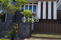 For Sale! Premium House LT 313m2 Desain Modern di Mekar Wangi For Sale! Premium House LT 313m2 Desain Modern di Mekar Wangi