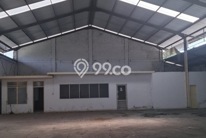 Disewakan Gudang di Kawasan Ramai Soekarno Hatta Luas 800m2 Disewakan Gudang di Kawasan Ramai Soekarno Hatta Luas 800m2