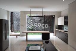 BEST INVESTMENT! Rumah area Pasteur, Luas 296m² LB 320m² BEST INVESTMENT! Rumah area Pasteur, Luas 296m² LB 320m²