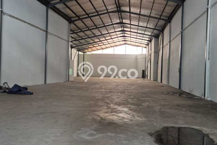 PRIME LOCATION! Gudang Kawasan Soekarno Hatta, Luas 875m², Area Ramai, Siap Pakai PRIME LOCATION! Gudang Kawasan Soekarno Hatta, Luas 875m², Area Ramai, Siap Pakai