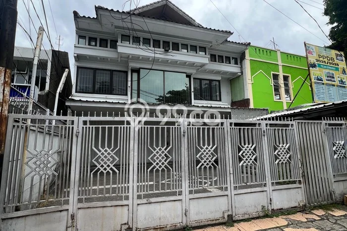 Komersial disewakan lokasi strategis Sukajadi Bandung 400m2 Komersial disewakan lokasi strategis Sukajadi Bandung 400m2