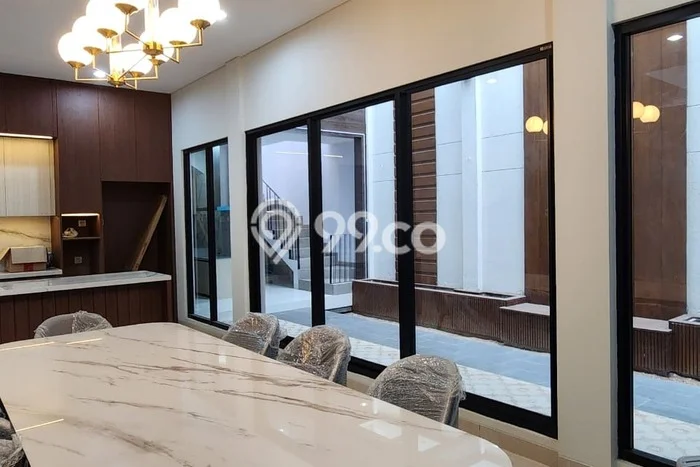 Siap Huni Rumah Mewah 4 Kamar di Gedebage Dekat ke Mana Saja Siap Huni Rumah Mewah 4 Kamar di Gedebage Dekat ke Mana Saja