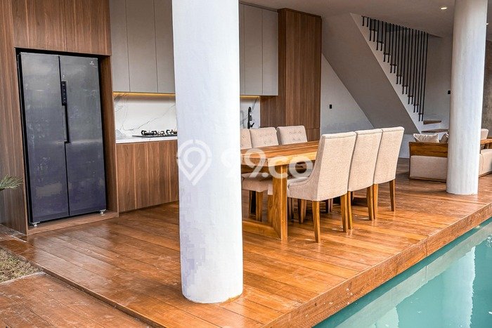HARGA TERBAIK! Vila di Canggu, Luas 200m², Area Prima HARGA TERBAIK! Vila di Canggu, Luas 200m², Area Prima
