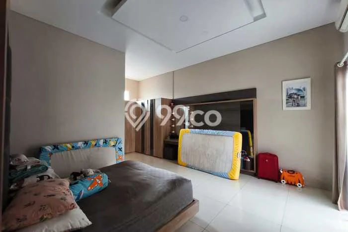 Rumah Elit Modern Tanpa Renovasi di Moch Toha Bandung Rumah Elit Modern Tanpa Renovasi di Moch Toha Bandung