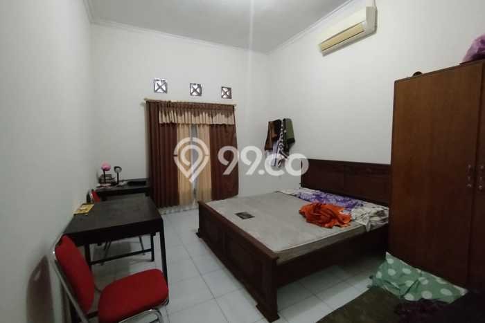 SPECIAL PRICE! Rumah di Godean, 4 KT, Akses Mudah Fasilitas Umum, Luas 750m2m² Bangunan 600m2m² SPECIAL PRICE! Rumah di Godean, 4 KT, Akses Mudah Fasilitas Umum, Luas 750m2m² Bangunan 600m2m²