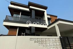 Rumah Elit Modern Siap Huni di BSD Griya Loka Tangerang Rumah Elit Modern Siap Huni di BSD Griya Loka Tangerang