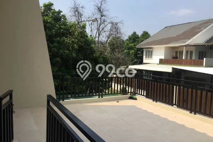 Dijual Rumah Mewah Exclusive di Karawaci, Tangerang Dijual Rumah Mewah Exclusive di Karawaci, Tangerang