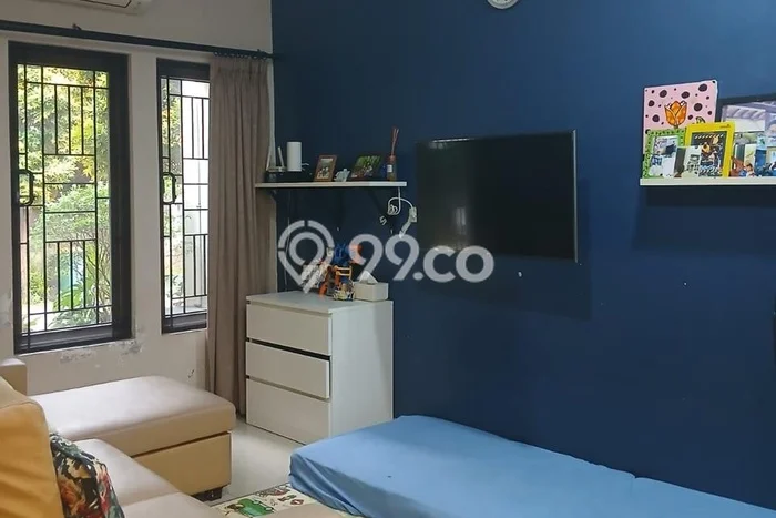Rumah Luas Asri 4 KT Siap Pakai di Bintaro Jakarta Selatan Rumah Luas Asri 4 KT Siap Pakai di Bintaro Jakarta Selatan