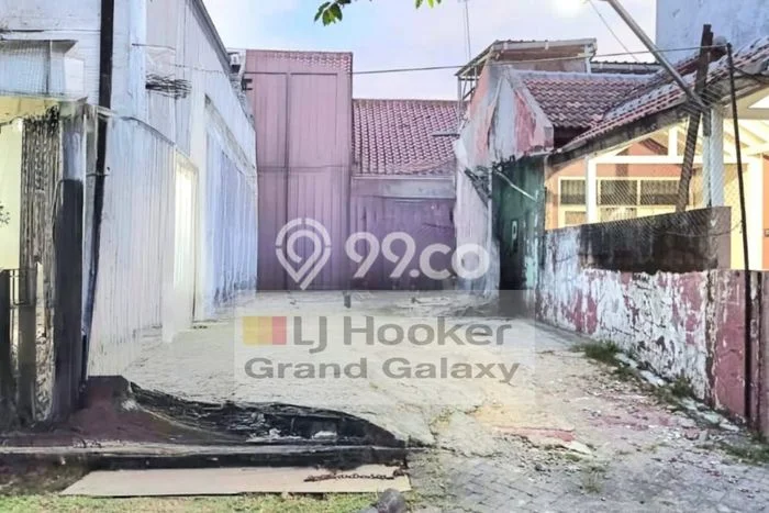 AREA PROSPEKTIF! Tanah Kawasan Kemang Pratama, Luas 90m², Dekat Transportasi AREA PROSPEKTIF! Tanah Kawasan Kemang Pratama, Luas 90m², Dekat Transportasi