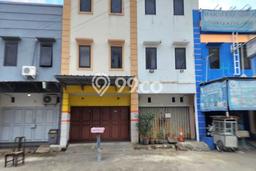 Ruko Disewakan di Pekayon, Luas 120m², Area Bisnis, Akses Utama Ruko Disewakan di Pekayon, Luas 120m², Area Bisnis, Akses Utama