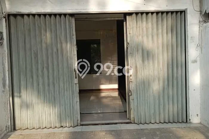 Ruko untuk disewa di Medan Perjuangan punya LT 100m2 & LB 272m2 harga sewa kompetitif Ruko untuk disewa di Medan Perjuangan punya LT 100m2 & LB 272m2 harga sewa kompetitif