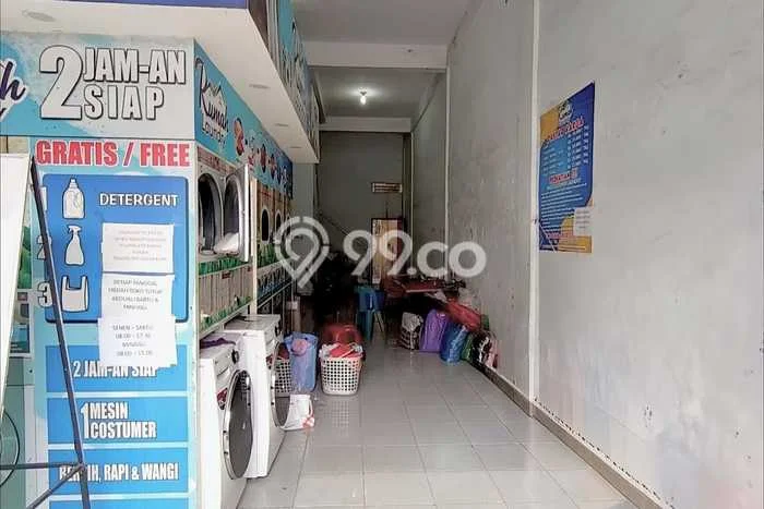 Area Ramai! Ruko Dijual di Medan Barat untuk Bisnis Luas Bangunan 224m2 Area Ramai! Ruko Dijual di Medan Barat untuk Bisnis Luas Bangunan 224m2