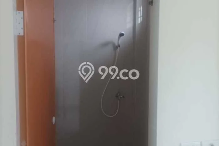 KAWASAN KOMERSIAL! Ruko Disewakan di Medan Polonia, Luas 192m2m², Akses Utama KAWASAN KOMERSIAL! Ruko Disewakan di Medan Polonia, Luas 192m2m², Akses Utama