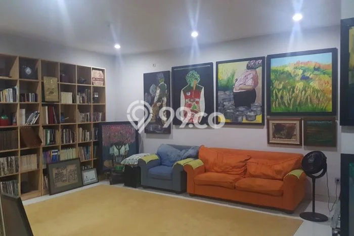 Hunian Mewah Siap Huni LT 221m2 di Kebayoran Baru, Jakarta Selatan Hunian Mewah Siap Huni LT 221m2 di Kebayoran Baru, Jakarta Selatan