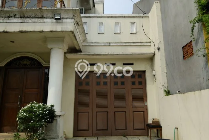 Rumah Luxury Modern Tanpa Renovasi di BSD Griya Loka Tangerang Rumah Luxury Modern Tanpa Renovasi di BSD Griya Loka Tangerang