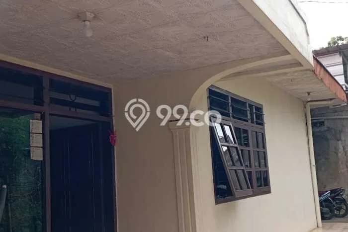 Komersial Kawasan Ciputat, Luas 195m², Pusat Bisnis, Mainroad Komersial Kawasan Ciputat, Luas 195m², Pusat Bisnis, Mainroad