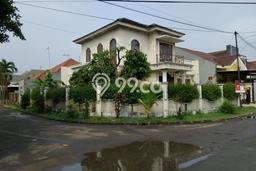 Rumah Luxury Modern Tanpa Renovasi di BSD Griya Loka Tangerang Rumah Luxury Modern Tanpa Renovasi di BSD Griya Loka Tangerang