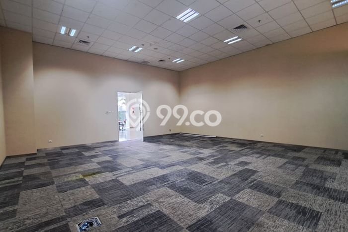 Komersial Disewa di Tangerang dengan LB 2000m2 Area Komersial Ramai Komersial Disewa di Tangerang dengan LB 2000m2 Area Komersial Ramai