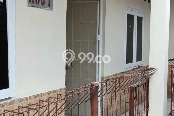 Dijual Kost Strategis di Jatinegara, Jakarta Timur 18 KT, 3 KM, Luas Bangunan 250m2 Dijual Kost Strategis di Jatinegara, Jakarta Timur 18 KT, 3 KM, Luas Bangunan 250m2