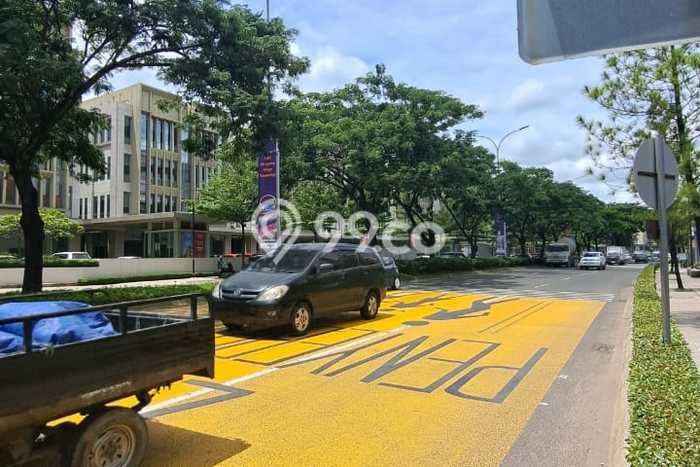 Kantor Strategis di BSD City, Luas 649m², Mainroad, Tingkat Keramaian Tinggi Kantor Strategis di BSD City, Luas 649m², Mainroad, Tingkat Keramaian Tinggi