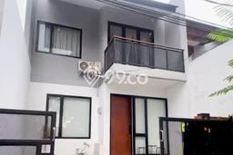 Jual Rumah Eksklusif 2 KT di BSD Kencana Loka, Tangerang Jual Rumah Eksklusif 2 KT di BSD Kencana Loka, Tangerang