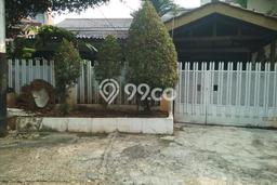 Ready to Use! Premium House LT 385m2 Desain Modern di Senopati Ready to Use! Premium House LT 385m2 Desain Modern di Senopati