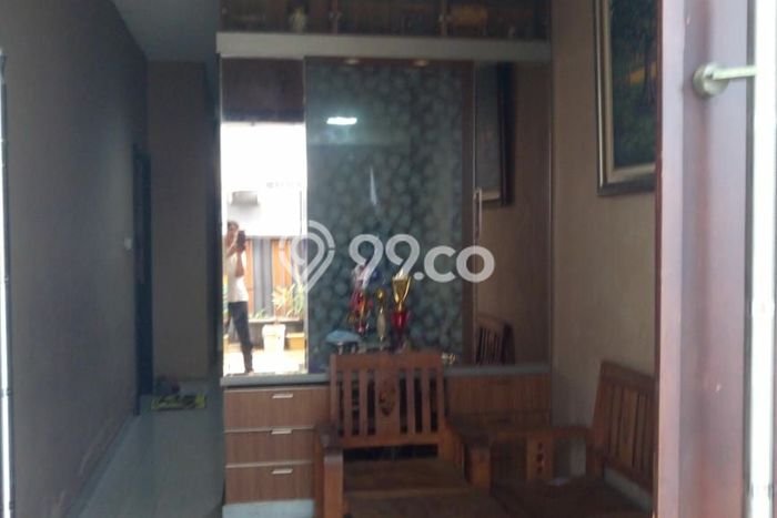 Hunian Cantik Modern Lb 250m2 di Kembangan, Jakarta Barat Hunian Cantik Modern Lb 250m2 di Kembangan, Jakarta Barat