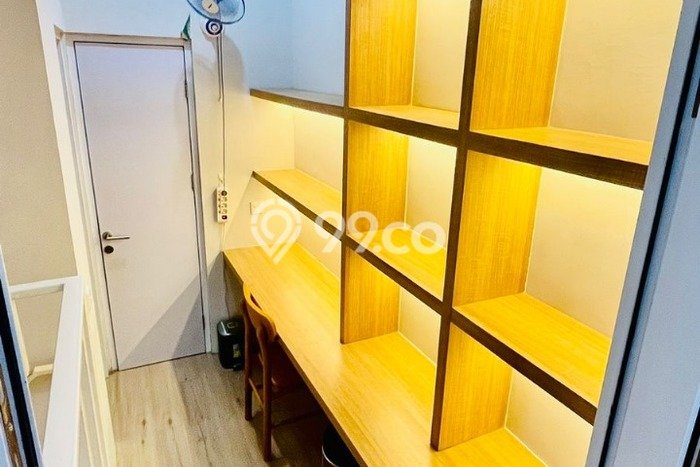Rumah Modern 2 KT di BSD City Tangerang Full Furnished Rumah Modern 2 KT di BSD City Tangerang Full Furnished