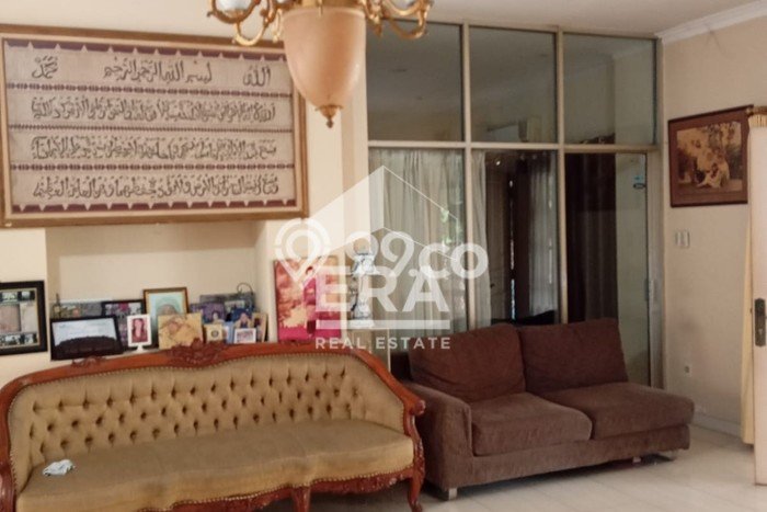 Jual Rumah Luas Elegan Dengan View Cantik di Bintaro, Tangerang Selatan Jual Rumah Luas Elegan Dengan View Cantik di Bintaro, Tangerang Selatan