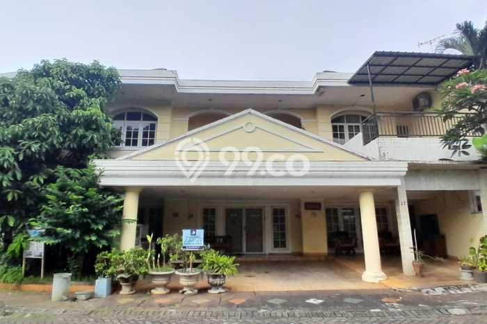 Jual Rumah Luas Elegan Dengan View Cantik di Bintaro, Tangerang Selatan Jual Rumah Luas Elegan Dengan View Cantik di Bintaro, Tangerang Selatan