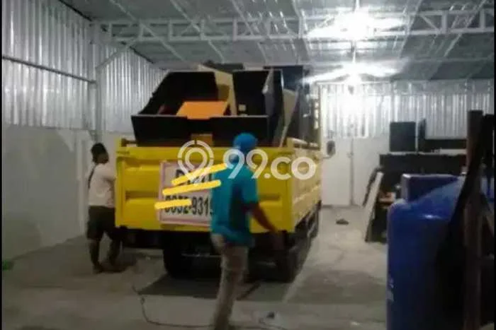 Gudang untuk Disewa di Pusat Semarang Luas Bangunan 200m2 Gudang untuk Disewa di Pusat Semarang Luas Bangunan 200m2