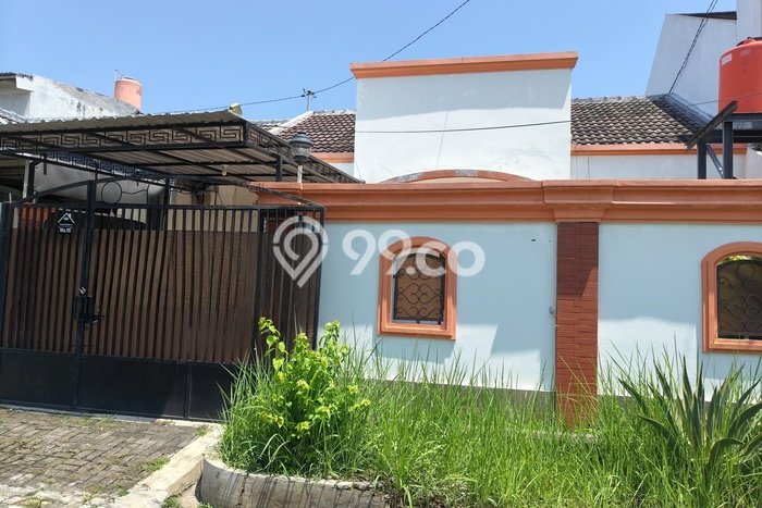 Disewakan! Rumah 3 Kamar Tidur &
2 Kamar Mandi di Puri Anjasmoro, Semarang Disewakan! Rumah 3 Kamar Tidur &
2 Kamar Mandi di Puri Anjasmoro, Semarang